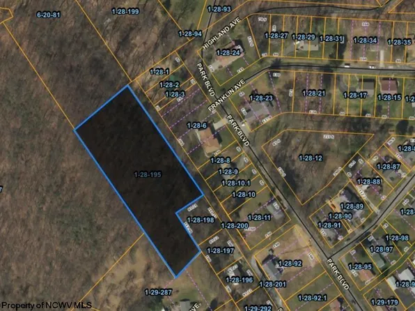 Sandy Dr, Grafton, WV 26354