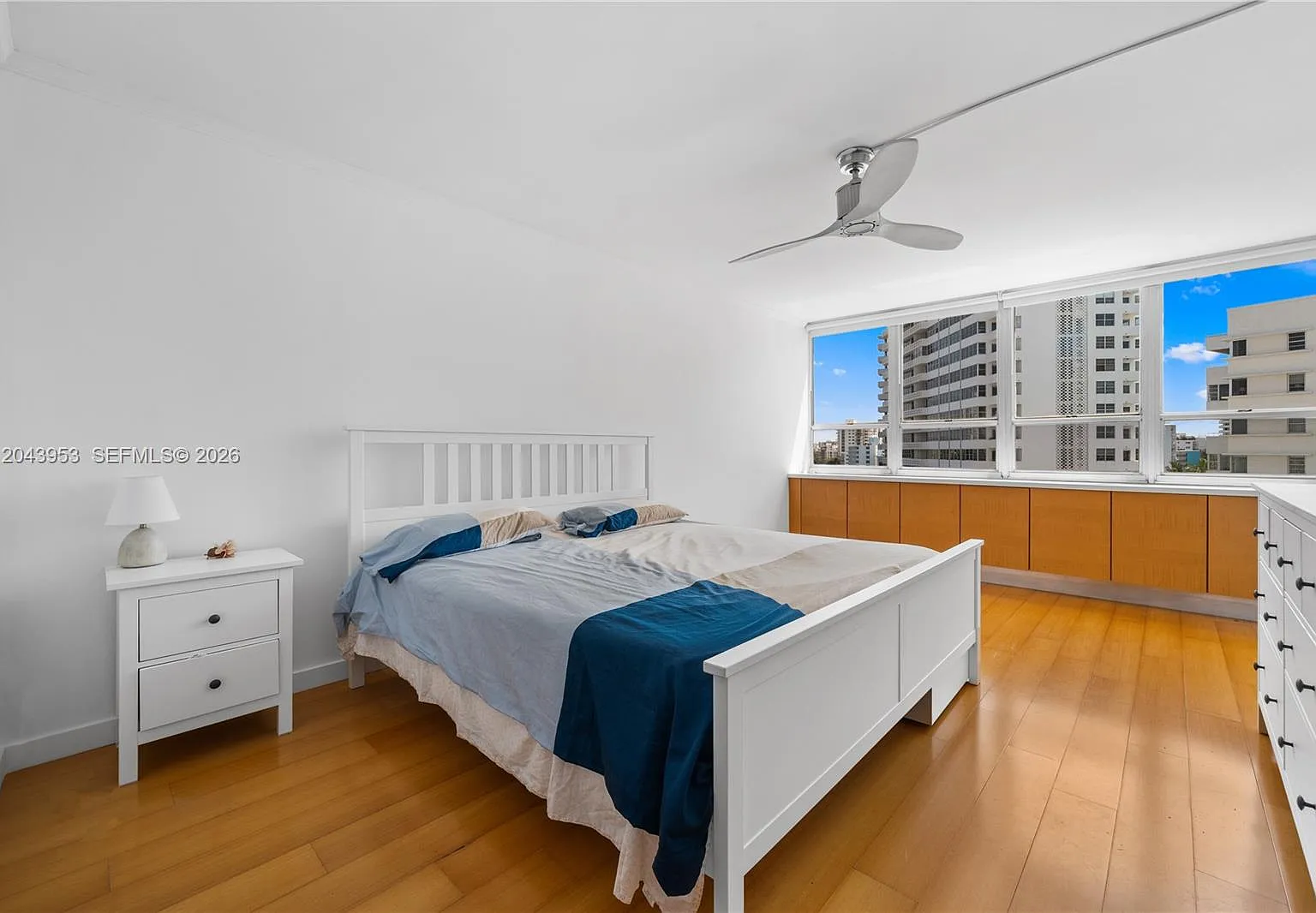 Costa Brava Condo — Photo 3