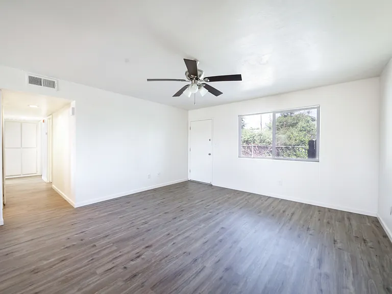 1236 Jeffrey St #2 — Photo 8