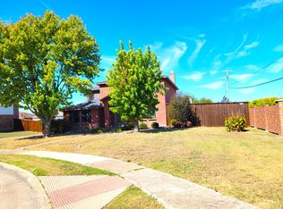1003 Graystone Dr, Lancaster, TX 75134