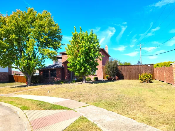 1003 Graystone Dr, Lancaster, TX 75134