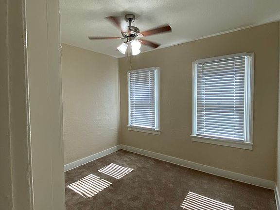 4th image of 600 E Garfield Ave #8