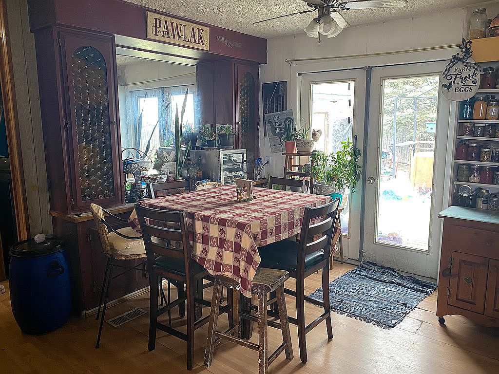 203 E Clark St, Lyman, WY 82937 Zillow