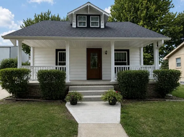 306 S Madison Ave, Hartington, NE 68739