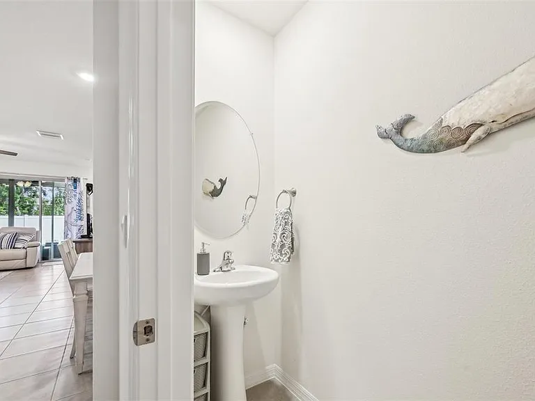 16646 Maude Dr — Photo 13