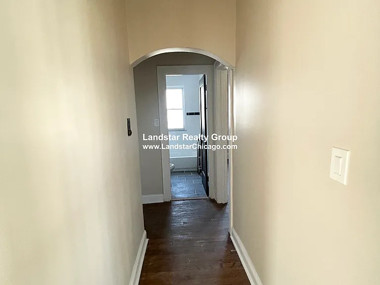 1936 W Estes Ave #1N — Photo 7