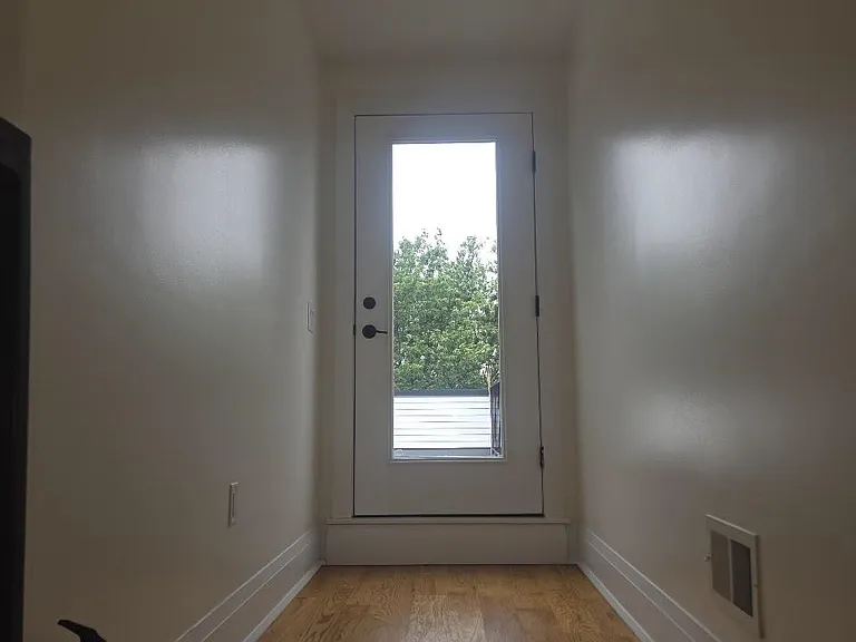 191 Terrace Ave #2 — Photo 18