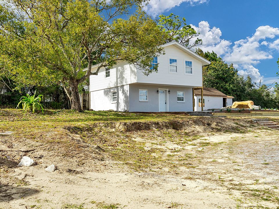 1st image of 13375 Ester Dr