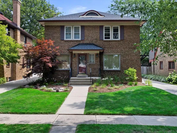 4836 North Woodburn STREET, Whitefish Bay, WI 53217