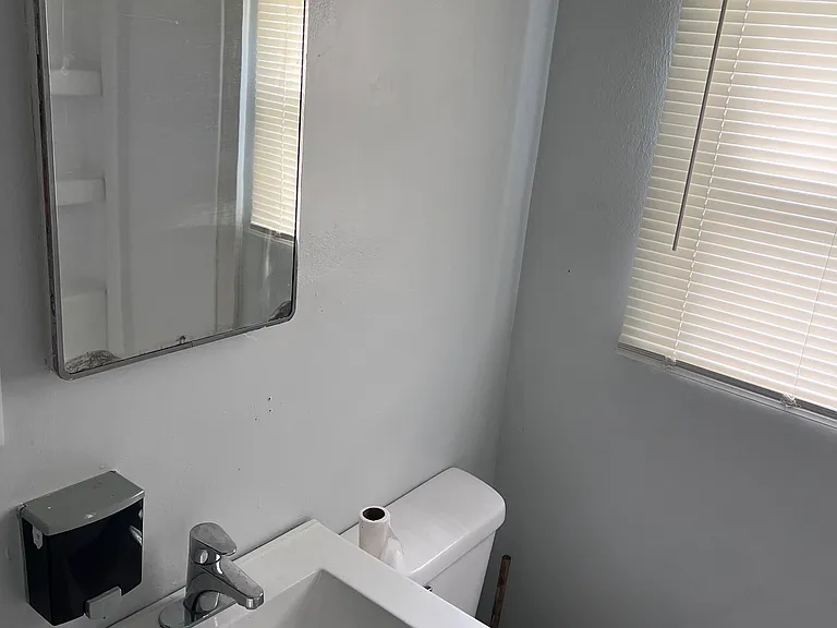 4006 N Bolton Ave — Photo 7