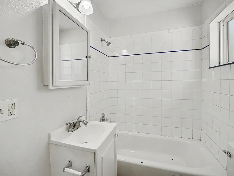 140 E Dartmouth Ave #3100 — Photo 6