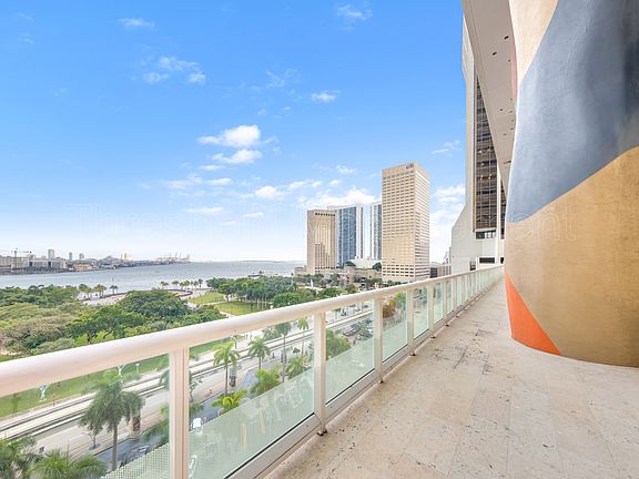 5th image of 50 Biscayne Blvd APT 4303