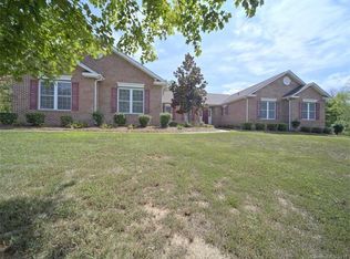 153 Folkstone Rd, Mooresville, NC 28117