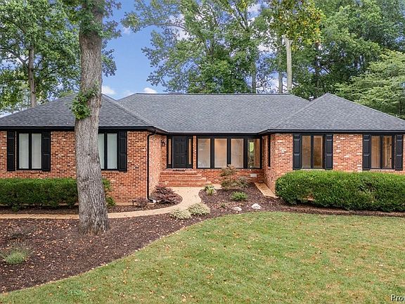 2nd image of 217 Fairfax Way