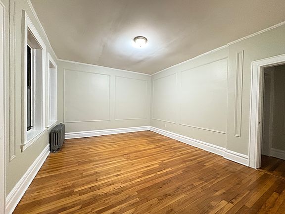 3rd image of 246 Roseville Ave #304