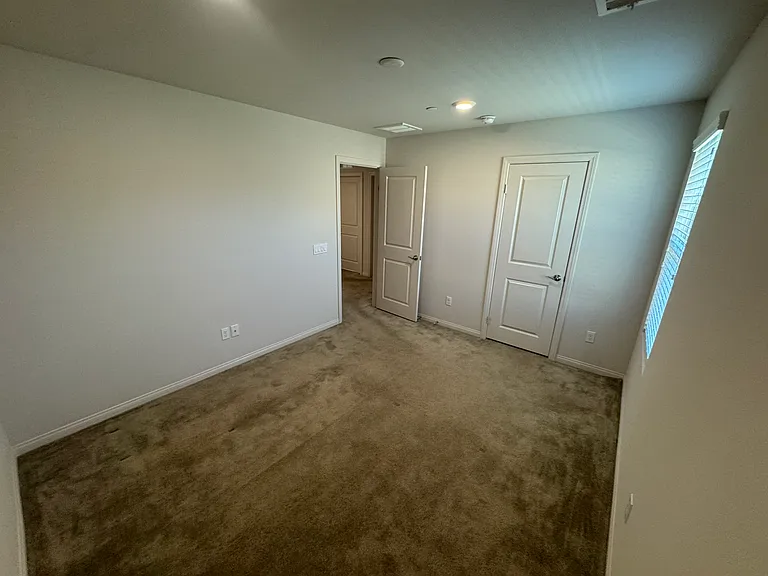 446 Almond Ln — Photo 18