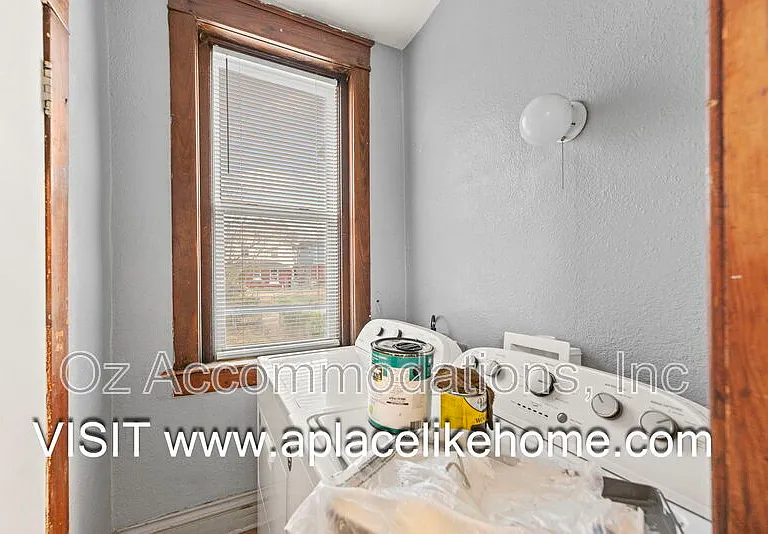 3523 Saint John Ave — Photo 23
