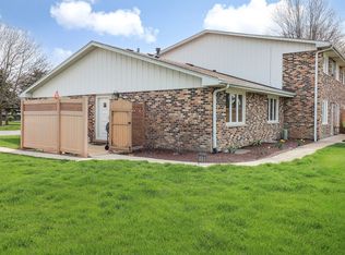 1909 Rosewood Ct APT 3D, Darien, IL 60561
