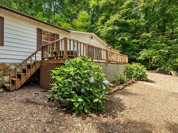 476 Claude Rogers Rd, Marble, NC 28905