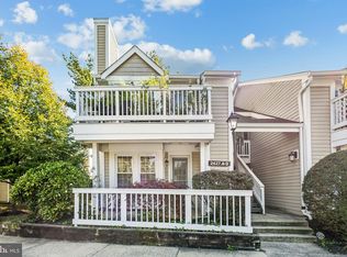 2427 S Walter Reed Dr #17-1, Arlington, VA 22206