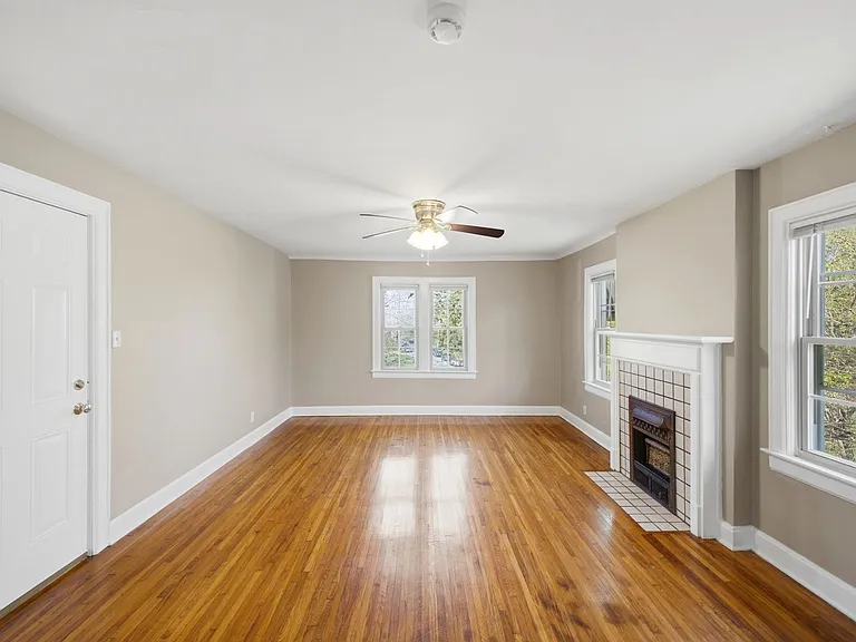 25 Tulane Rd — Photo 6