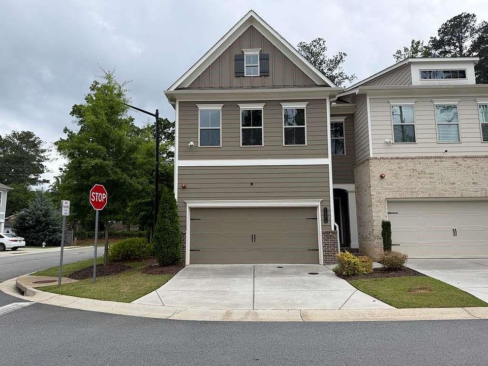 1st image of 1084 Broadview Dr