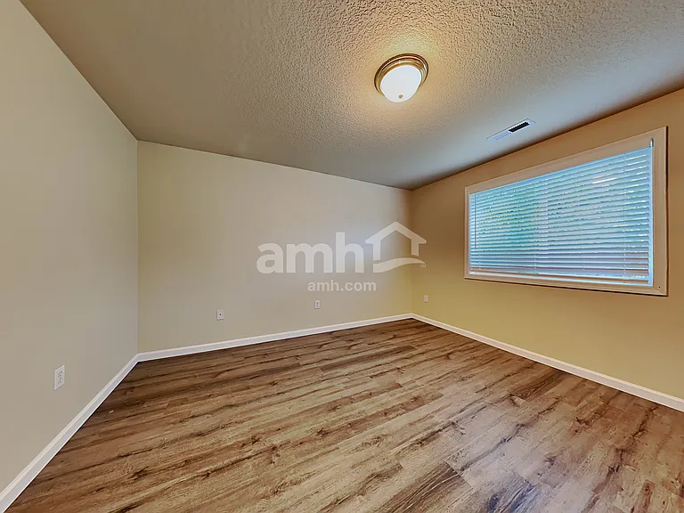 2512 NW 15th St — Photo 19