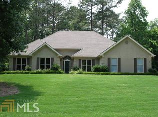 55 Woodridge Pl, Newnan, GA 30265