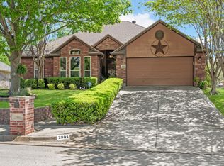 3901 Woodside Dr, Arlington, TX 76016