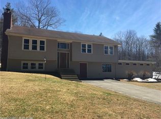 2295 Us Route 202, Winthrop, ME 04364