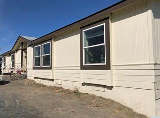245504 E Hover Rd, Kennewick, WA 99337