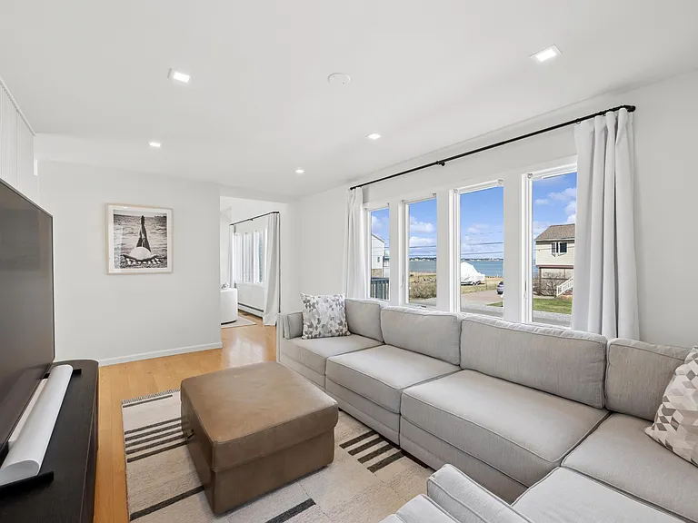34 Shinnecock Rd — Photo 23