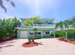 330 E 25th St, Riviera Beach, FL 33404