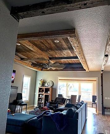 2nd image of 801 Bendelow Dr