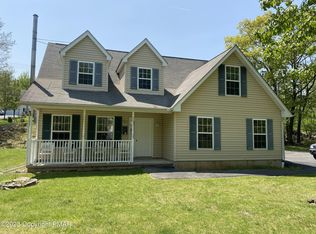111 Cornell Dr, Blakeslee, PA 18610