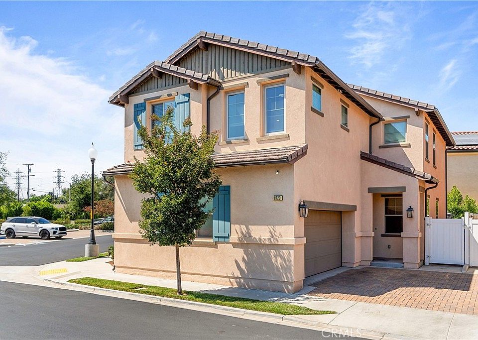 1st image of 8723 E Sienna Ln