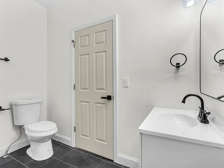 23 Pleasant St #2 — Photo 4