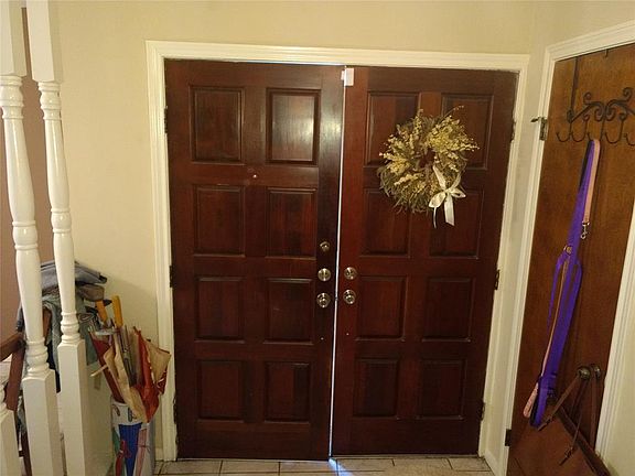 3rd image of 2803 Cambridge Ln #7