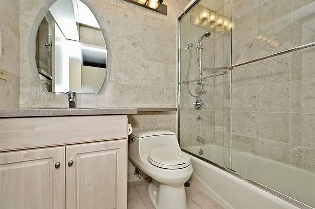230 E Ontario St #802 — Photo 8