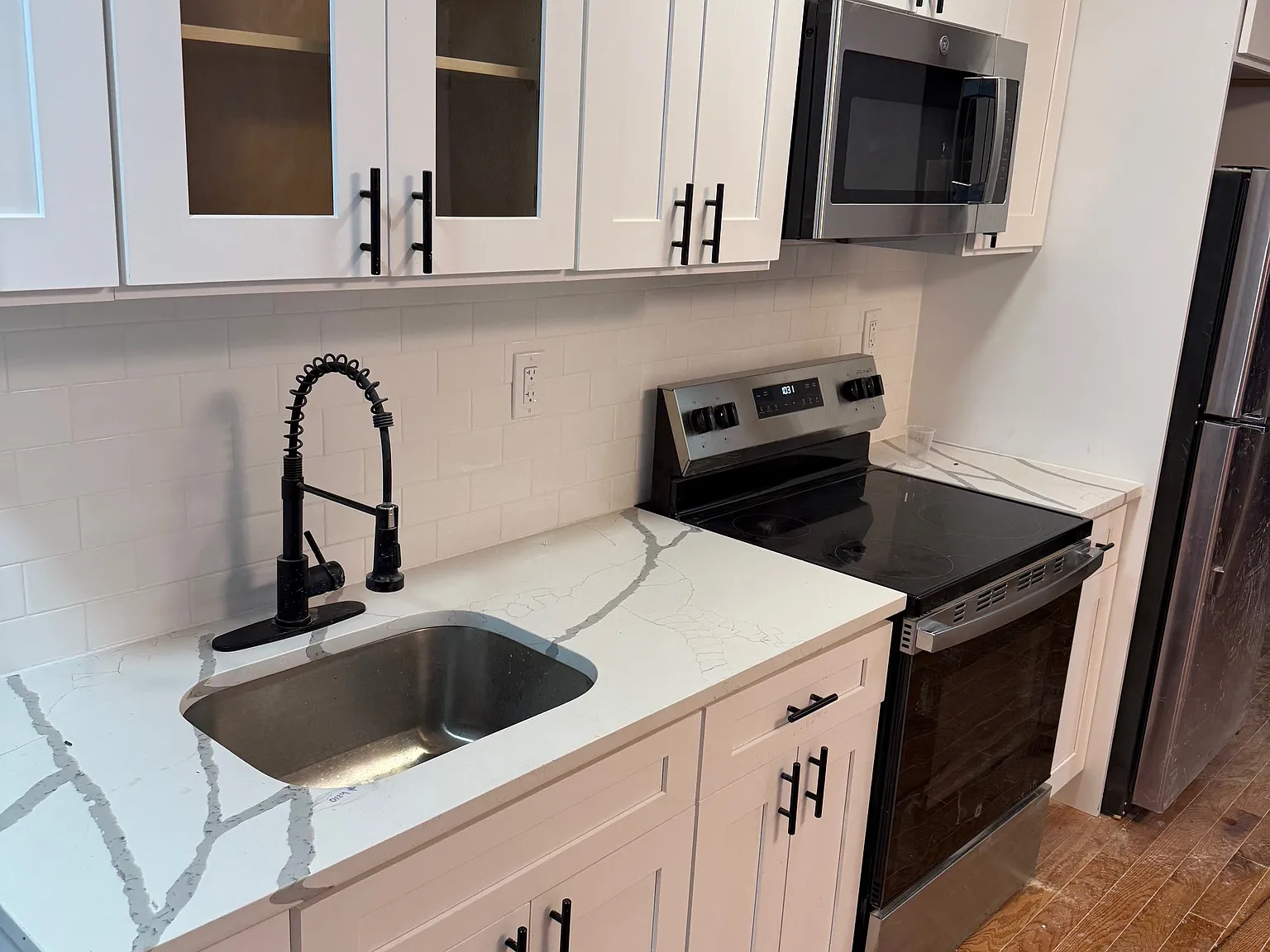 4 bed, 1200 sqft, $4,000 — Photo 1