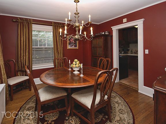 4th image of 142 N Spruce St