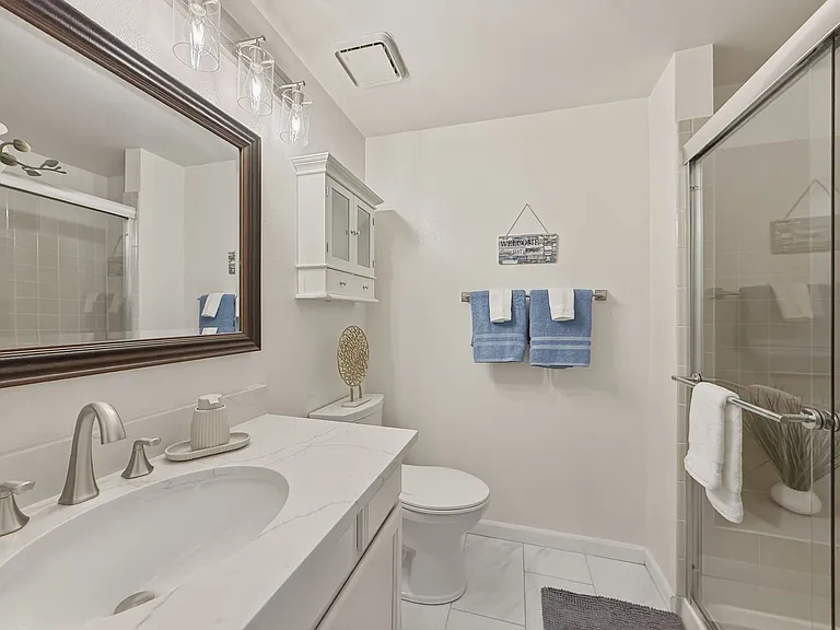 2892 W Long Cir #B — Photo 22