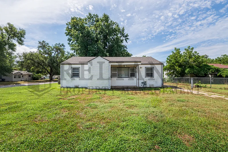 301 Lamar Ct