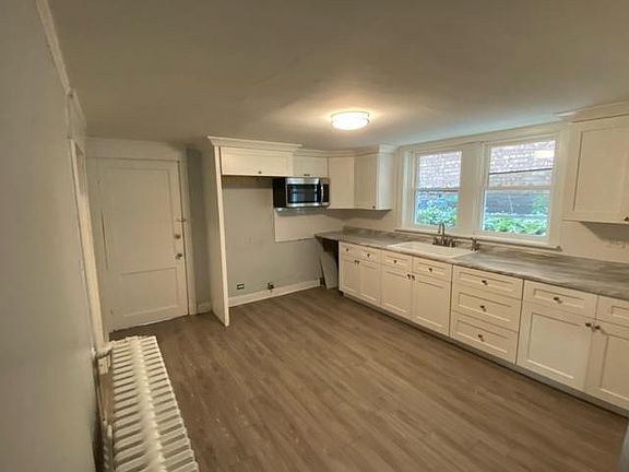 4th image of 1623 Oak Park Ave #G