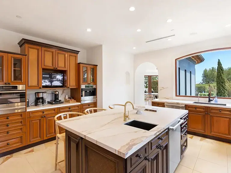 High end appliances to cook up a storm!