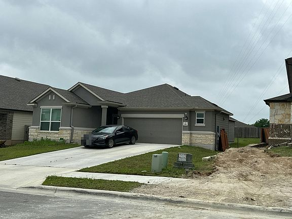2nd image of 285 Mauve Ln