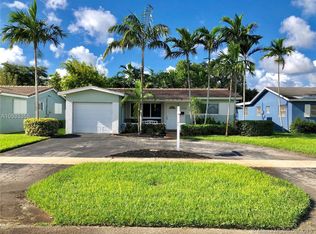 5205 Cleveland St, Hollywood, FL 33021