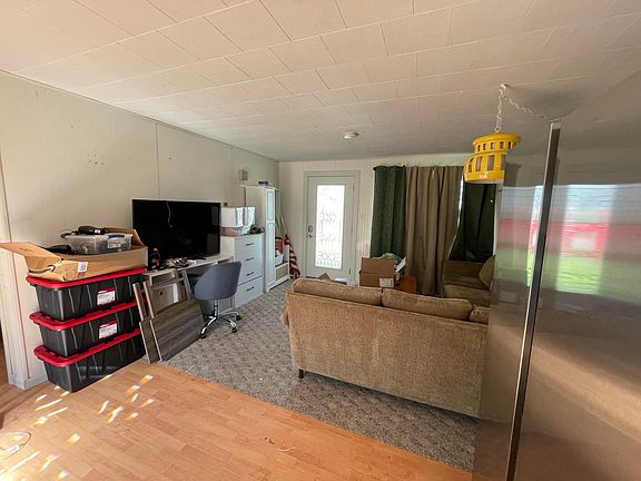 4th image of 5157 N William St