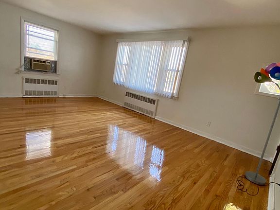 2nd image of 24804 Cambria Ave Floor 2