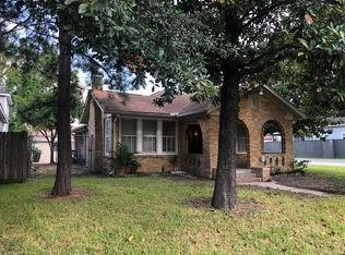 300 Vincent St, Houston, TX 77009